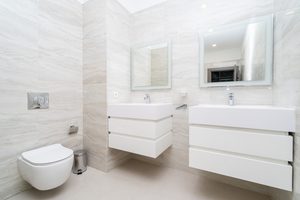 Home 06 300x200